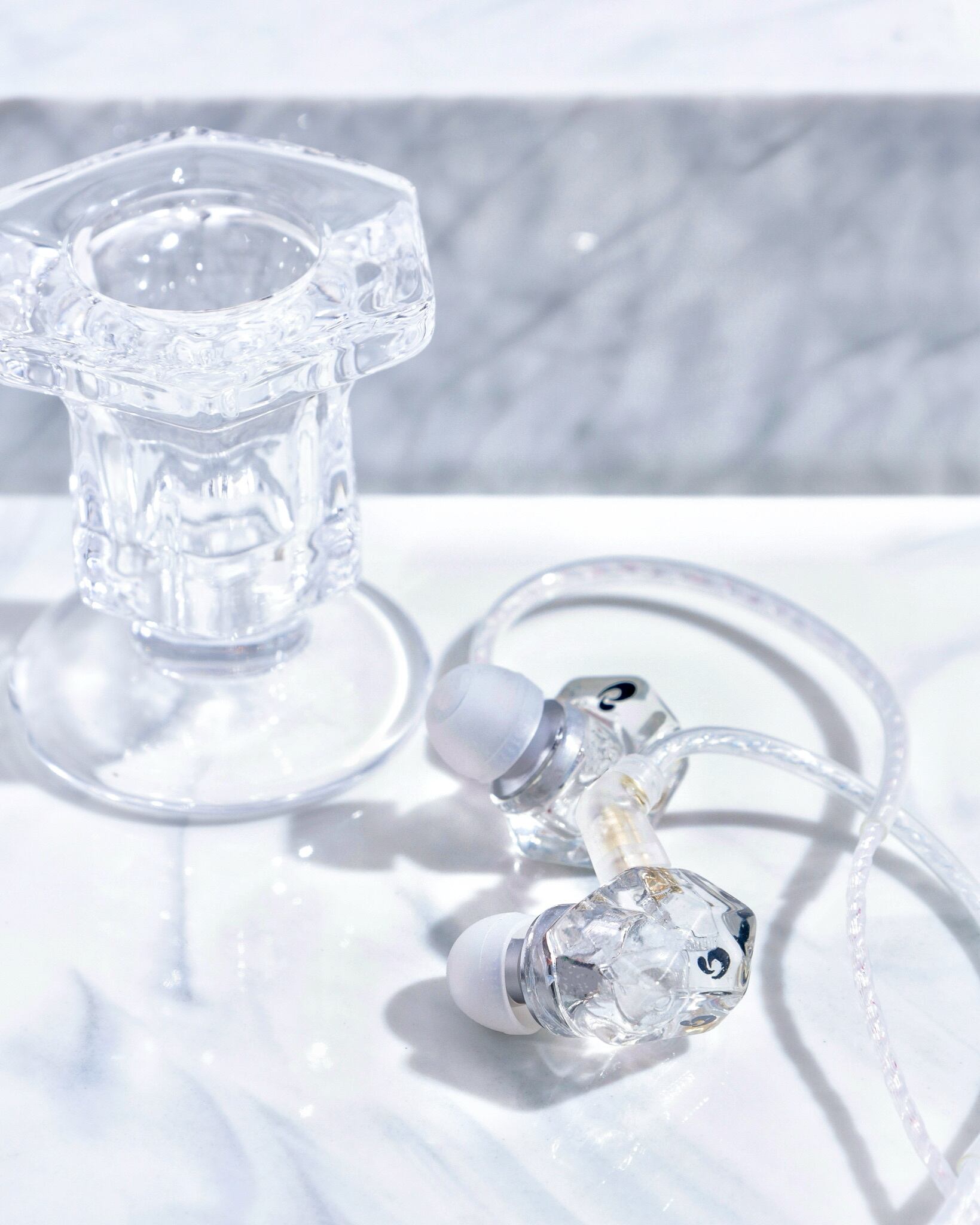 ICE ハイブリッド型イヤホン 重低音