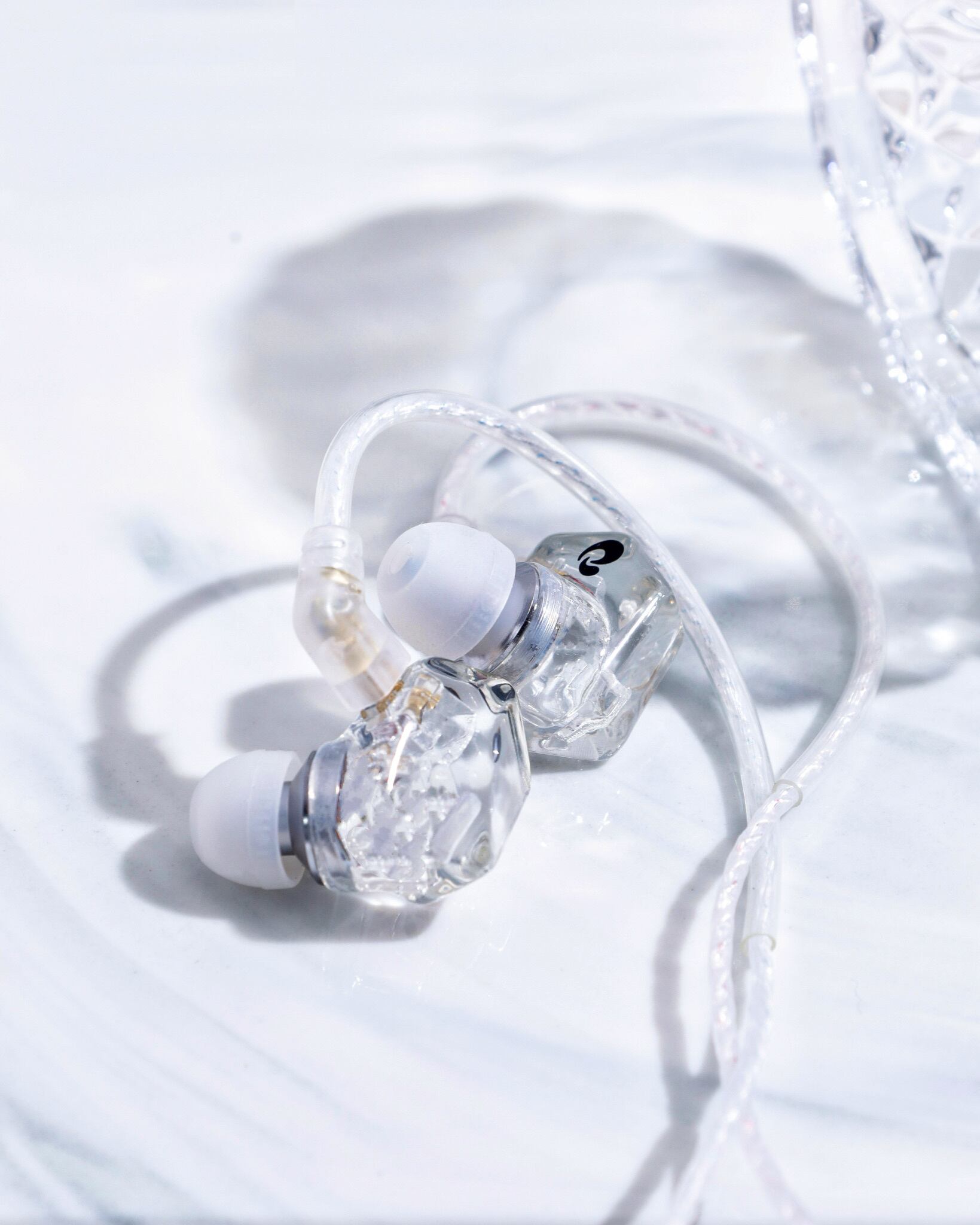 ICE ハイブリッド型イヤホン 重低音