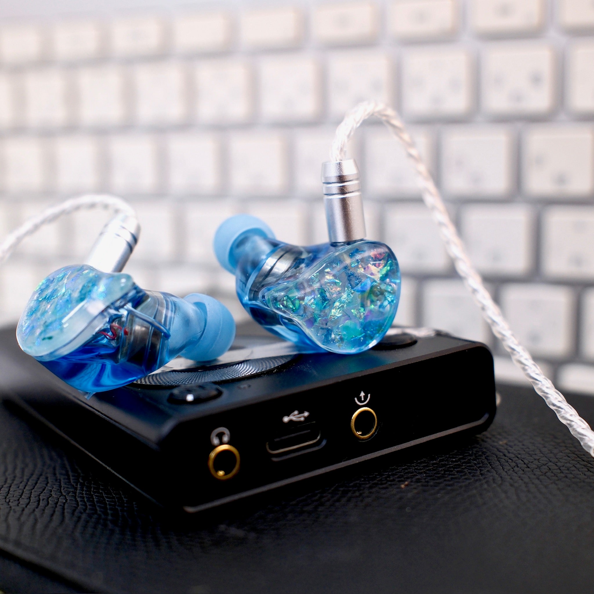 Nova 高透明度レジンイヤホン フェイスプレート着せ替え対応